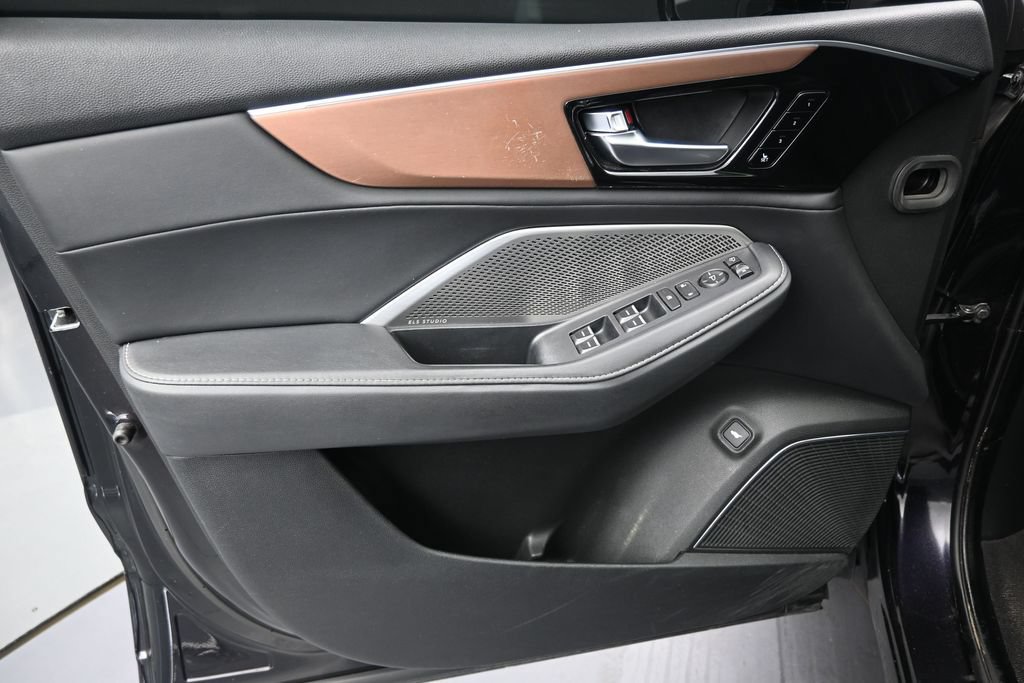 Used 2022 Acura MDX w/ Technology Package FWD image 10