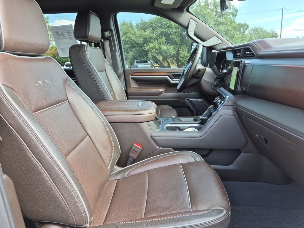 Used 2024 GMC Sierra 3500 Denali w/ Denali Reserve Package AWD/4WD image 41