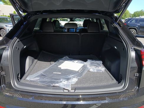 New 2026 Volkswagen Atlas Cross Sport SE AWD/4WD image 22