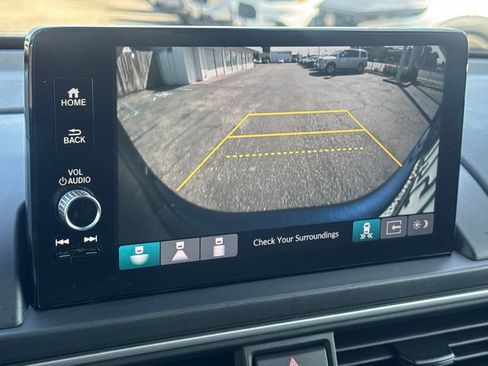Used 2025 Honda Pilot EX-L image 21