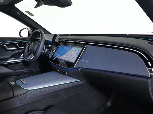 Used 2025 Mercedes-Benz E 53 AMG e 4MATIC Sedan image 15