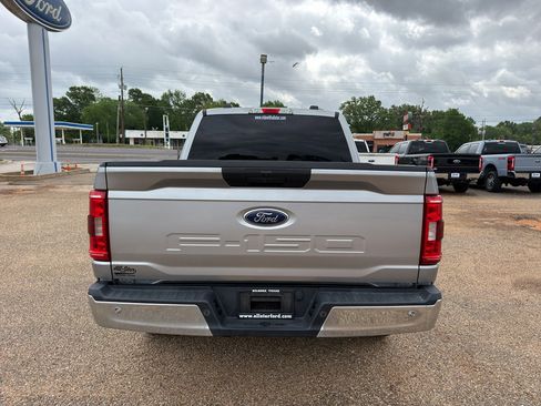Used 2022 Ford F150 XLT image 4