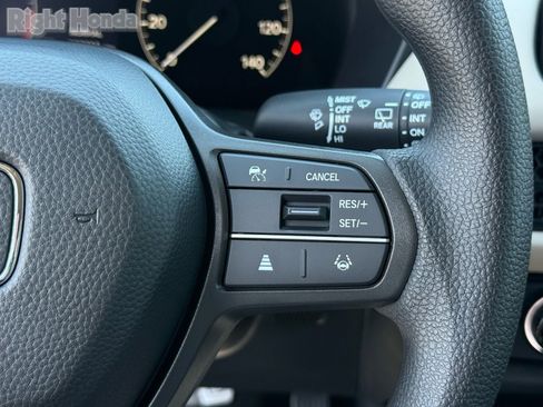 Used 2026 Honda HR-V LX image 17