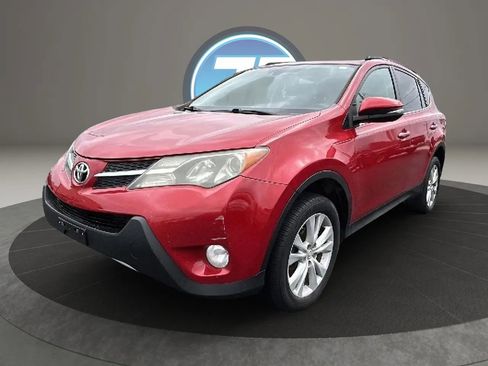 Used 2014 Toyota RAV4 Limited w/ Technology Package AWD/4WD image 16