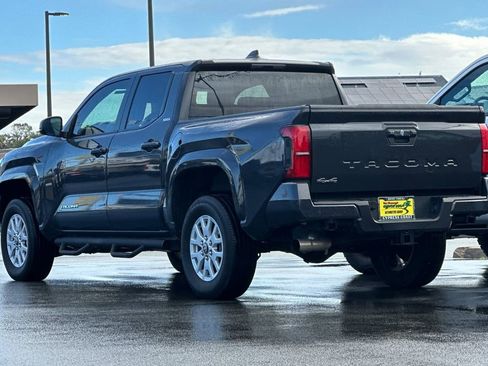 Used 2024 Toyota Tacoma SR5 AWD/4WD image 6