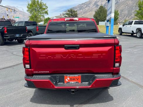 Certified 2025 Chevrolet Colorado LT w/ Advanced Trailering Package AWD/4WD image 8