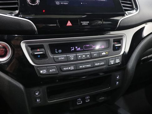 Used 2024 Honda Passport Black Edition image 28