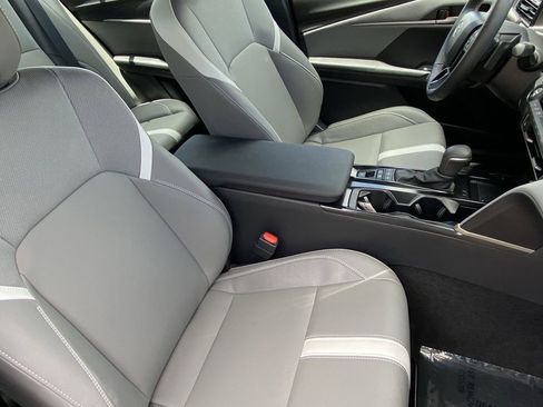 Certified 2026 Toyota Camry SE FWD image 15