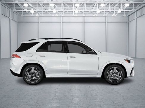 New 2026 Mercedes-Benz GLE 350 4MATIC image 2