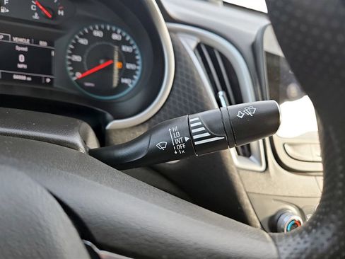 Used 2024 Chevrolet Malibu LT image 17