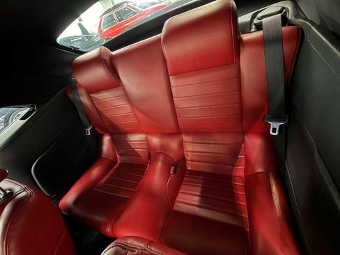 Used 2006 Ford Mustang GT RWD image 12