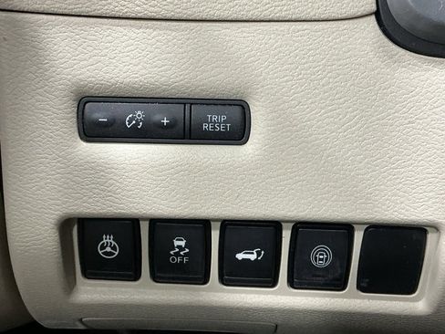 Used 2024 Nissan Murano Platinum w/ Cargo Package image 10