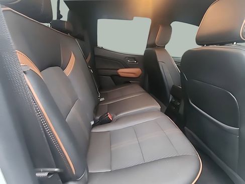 Used 2023 GMC Canyon AT4 image 11