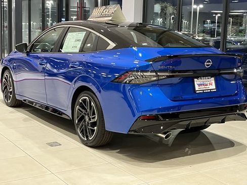 New 2026 Nissan Sentra SR w/ Floor Mat Package FWD image 22