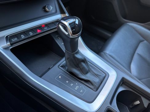 Certified 2025 Audi Q3 2.0T Premium AWD/4WD image 18