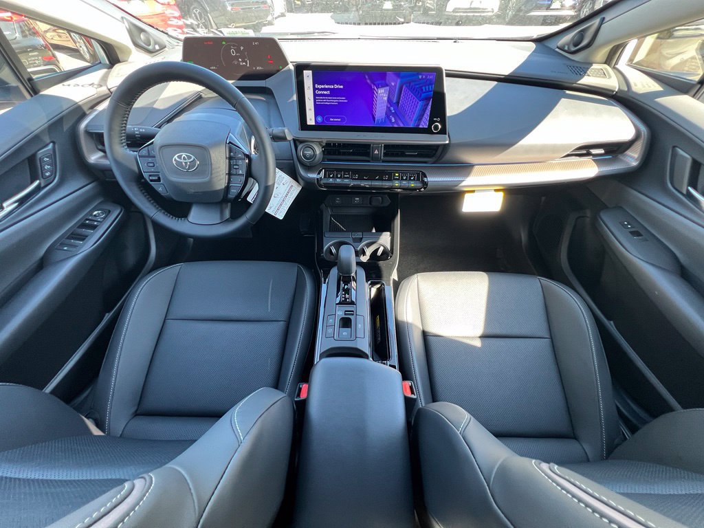 New 2027 Toyota Prius Limited AWD/4WD image 20