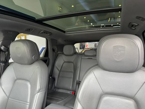 Used 2019 Porsche Cayenne S AWD/4WD image 20