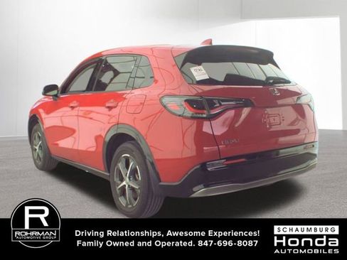 Used 2025 Honda HR-V EX-L image 3