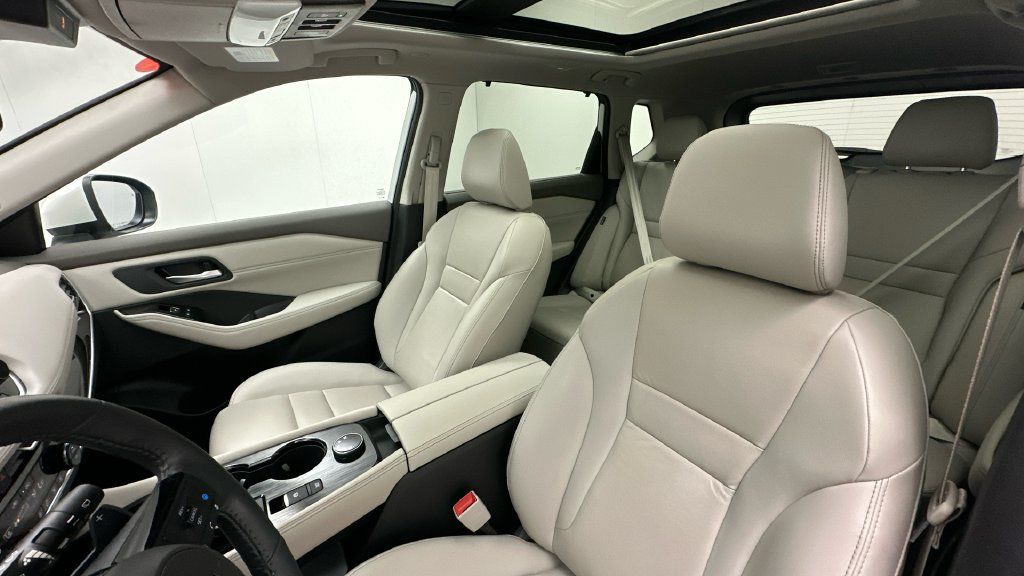 Used 2023 Nissan Rogue SL w/ SL Premium Package AWD/4WD image 9