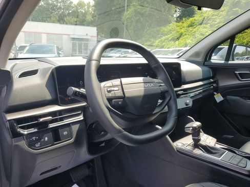 New 2026 Kia Sportage SX image 18