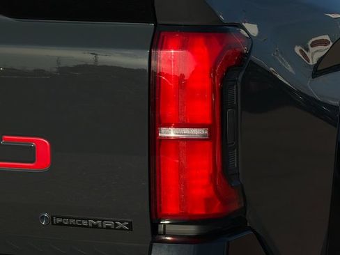 Used 2025 Toyota Tacoma TRD Pro AWD/4WD image 30