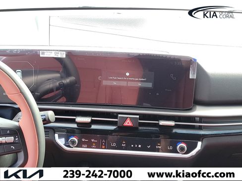 New 2026 Kia Sportage SX FWD image 18