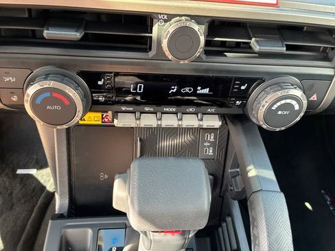 New 2026 Toyota 4Runner TRD Off-Road Premium image 22