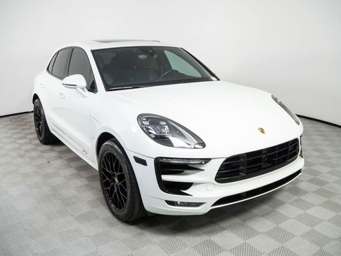 Used 2018 Porsche Macan GTS AWD/4WD image 25