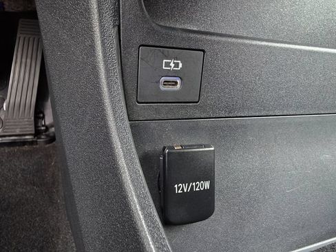 Used 2023 Subaru Solterra AWD image 16