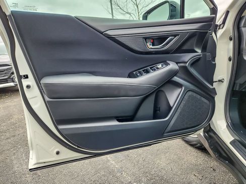 Certified 2025 Subaru Outback Premium w/ Popular Package #1A image 15