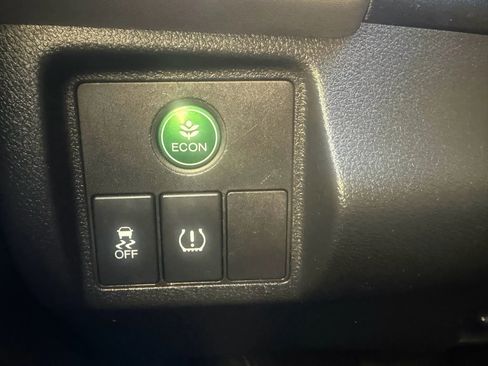 Used 2020 Honda HR-V LX image 14