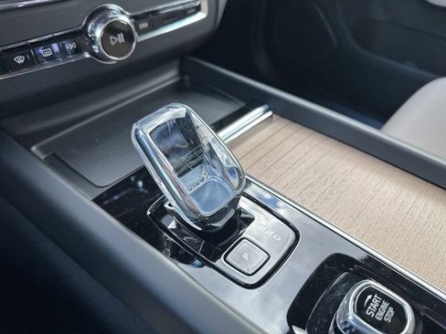 New 2026 Volvo XC60 B5 Plus w/ Protection Package Premier image 14