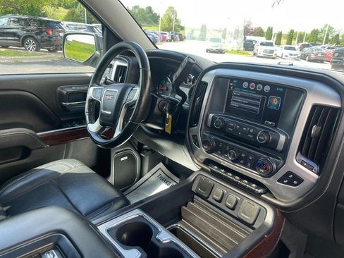 Used 2018 GMC Sierra 1500 SLT AWD/4WD image 10