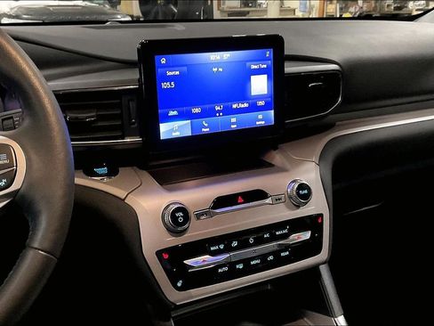 Certified 2024 Ford Explorer XLT w/ Equipment Group 202A image 6