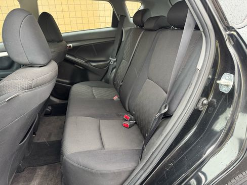 Used 2010 Pontiac Vibe image 31