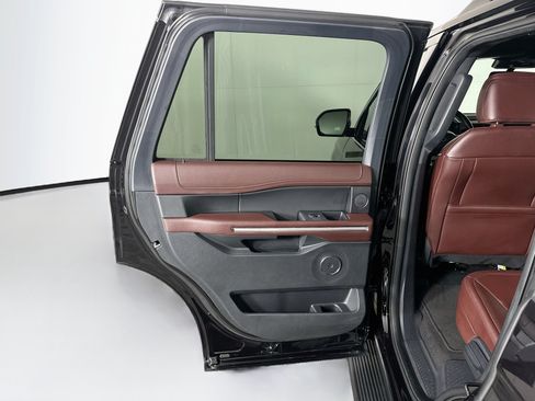 Used 2024 Ford Expedition Limited RWD image 25