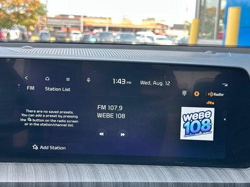 Used 2024 Kia Telluride EX w/ EX Captain's Chair Package AWD/4WD image 26