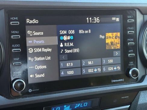 Used 2022 Toyota Tacoma TRD Sport image 14