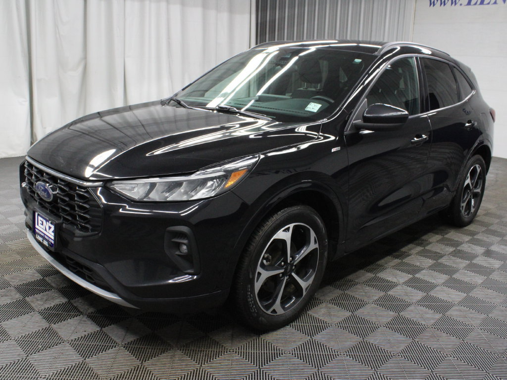 Used 2024 Ford Escape ST-Line Select w/ Tech Pack #1 AWD/4WD image 9