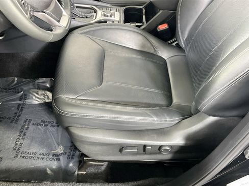Used 2022 Subaru Forester Limited AWD/4WD image 18