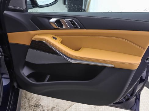 New 2026 BMW X5 xDrive50e w/ Executive Package image 28