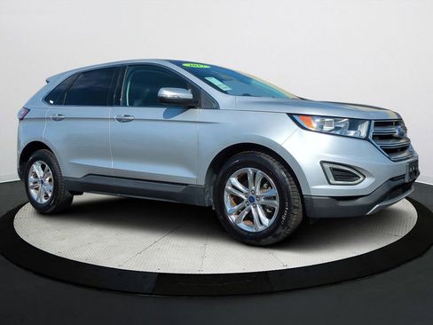 Used 2017 Ford Edge SEL w/ Equipment Group 201A image 2