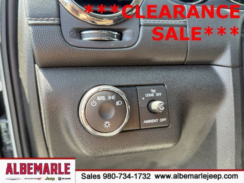 Used 2017 Buick Enclave Premium w/ Experience Buick Package image 18