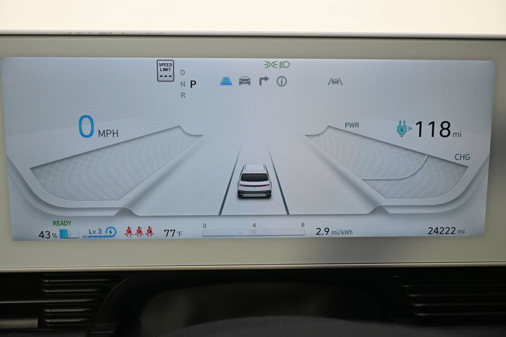Used 2024 Hyundai Ioniq 5 SEL AWD/4WD image 25