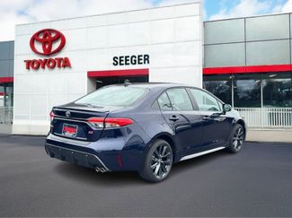 Used 2023 Toyota Corolla SE w/ SE Premium Package FWD video 3