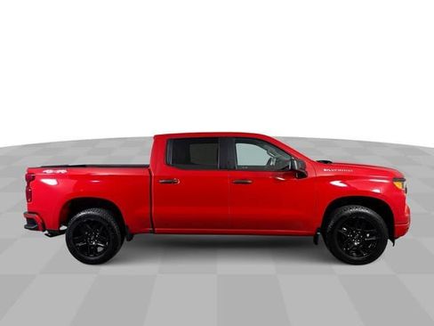 Used 2023 Chevrolet Silverado 1500 Custom AWD/4WD image 9