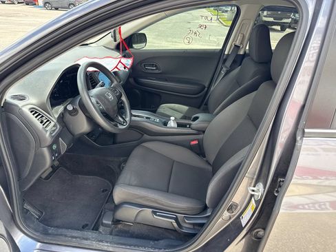 Used 2022 Honda HR-V LX image 10