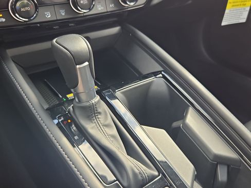 Used 2025 Honda Accord Touring image 26