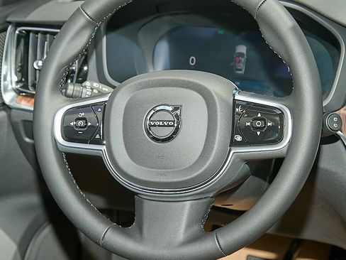 New 2026 Volvo V60 B5 Cross Country Plus w/ Climate Package AWD/4WD image 26