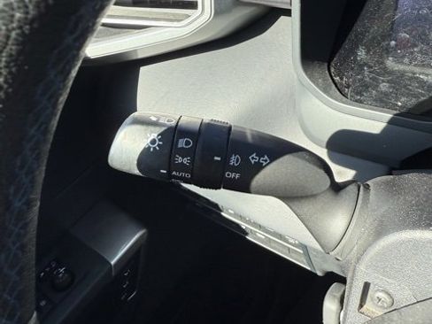 Used 2022 Toyota Tundra Platinum w/ Advanced Package image 21